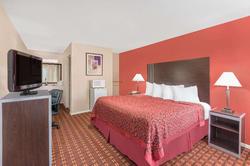 Days Inn by Wyndham College Station University Dr