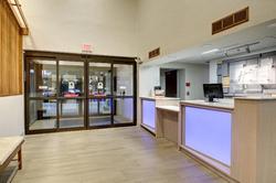 Holiday Inn Express & Suites Aurora- Napervillle