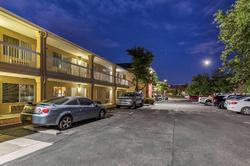 Suburban Studios Albuquerque Midtown - University
