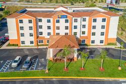 Comfort Inn & Suites Maingate South