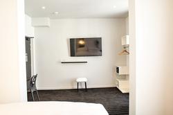 64 Nice Hotel