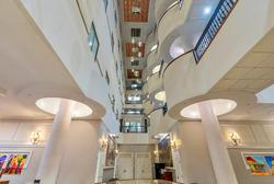 Wyndham Garden Hotel Baronne Plaza