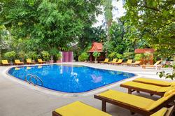 Tropica Bungalow Hotel