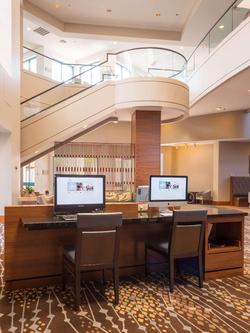 Hilton Phoenix Airport