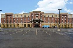 Hampton Inn & Suites Detroit-Canton