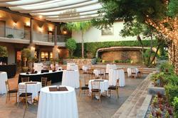 DoubleTree by Hilton Hotel Claremont
