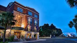 HarbourView Inn