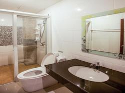 Triple Rund Place Hotel