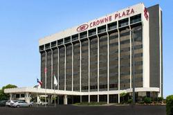 Crowne Plaza San Antonio Airport an IHG Hotel