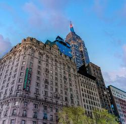 Martinique New York on Broadway, Curio By Hilton