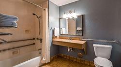 Best Western Plus Two Rivers Hotel & Suites