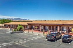 Quality Inn Benson I-10 Exit 304