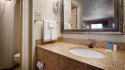 Quality Inn Clinton North