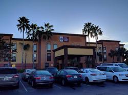 Best Western Plus Universal Inn