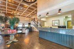 Best Western Plus University Park Inn & Suites
