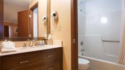 Quality Inn Austintown-Youngstown West