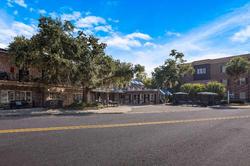 Best Western Plus Sea Island Inn