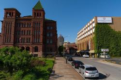 Riverwalk Plaza Hotel