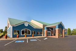 AmericInn by Wyndham Grinnell