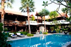 Ndol Streamside Thai Villas