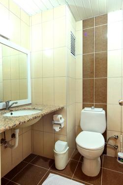 Kleopatra Aytur Apart