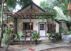 Harry's Bungalow & Restaurant