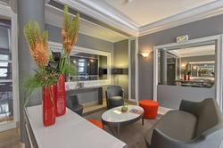 Timhotel Opera Blanche Fontaine