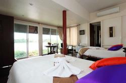 Ayutthaya Garden River Home