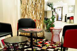 Le Pere Leon Hotel