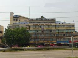 Navanakorn Golden View Hotel