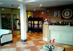 Navanakorn Golden View Hotel