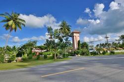 Alongkot Beach Resort