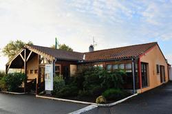 Kyriad Niort - La Creche