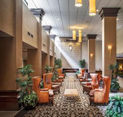 Crowne Plaza Phoenix Airport