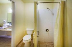 Travelodge by Wyndham Houston Hobby Airport