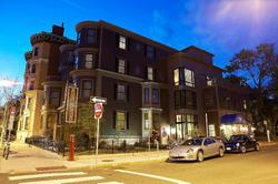Hotel Veritas
