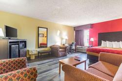 Econo Lodge & Suites Clarksville