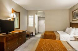 Rodeway Inn & Suites On The River