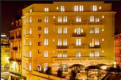 College Hotel