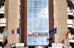 At Home Appart Hotel