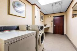 Ardmore Inn & Suites