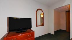 AmericInn & Suites By Wyndham Baraboo Event Center