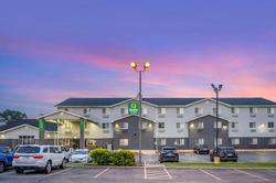Quality Inn & Suites Delaware