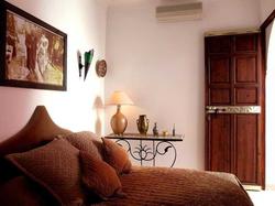Riad Laora