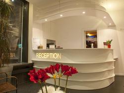 Hotel Le Grillon
