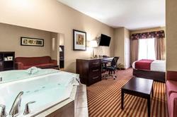 Comfort Suites Waycross Area