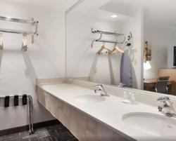 Clarion Hotel Concord - Walnut Creek
