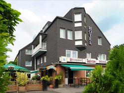Hotel Triton