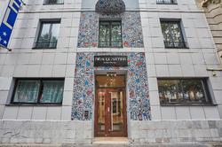 HOTEL BEAUQUARTIER MONTMARTRE.