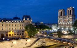 Les Rives De Notre Dame